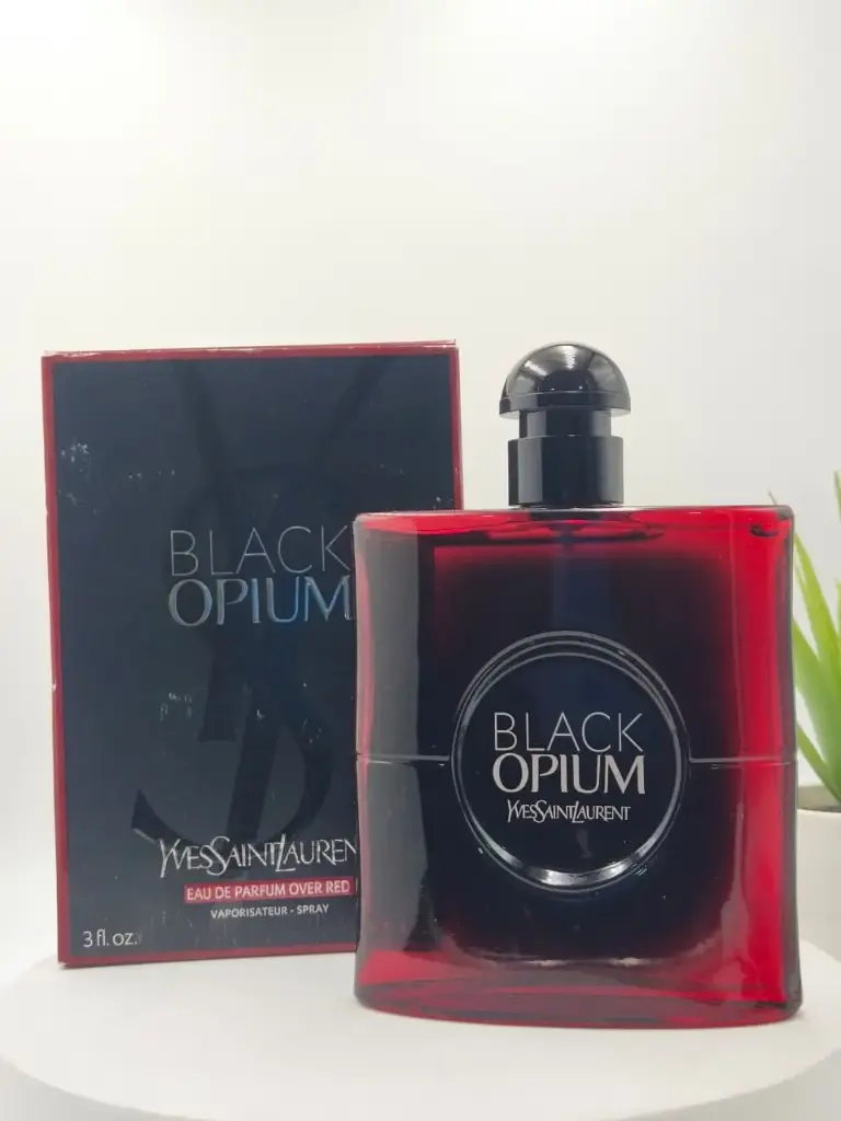 Yves Saint Laurent Black Opium Over Red EDP 90 ml