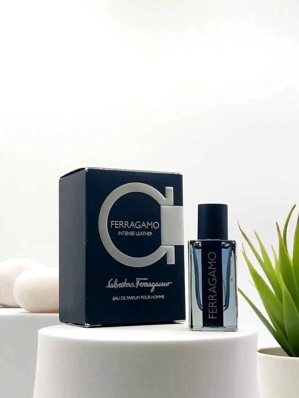 Salvatore Ferragamo Intense Leather EDP 5 ml Miniature
