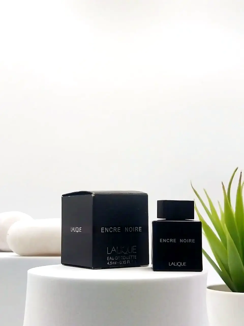 Lalique Encre Noire EDT 4.5 ml Miniature