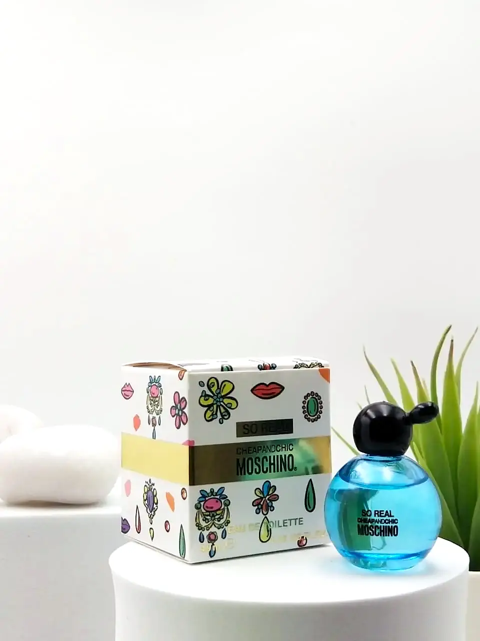 Moschino Cheap & Chic EDT 4.9 ml Miniature