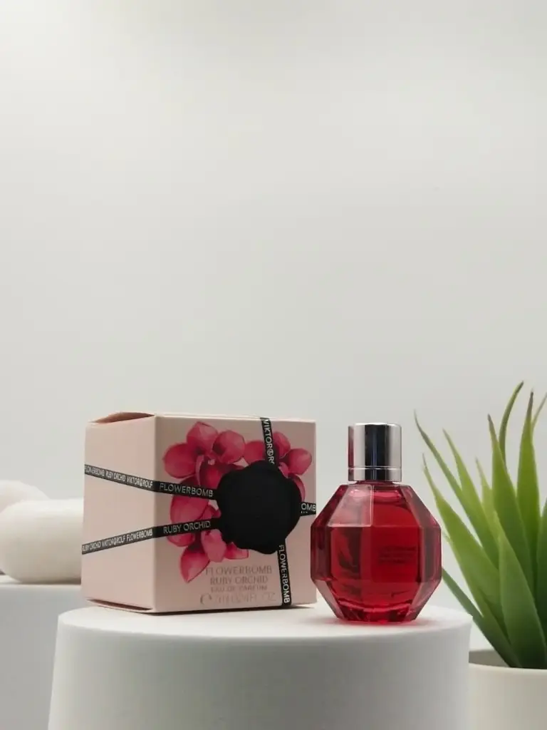 V&R Flowerbomb Ruby Orchid EDP 7 ml Miniature