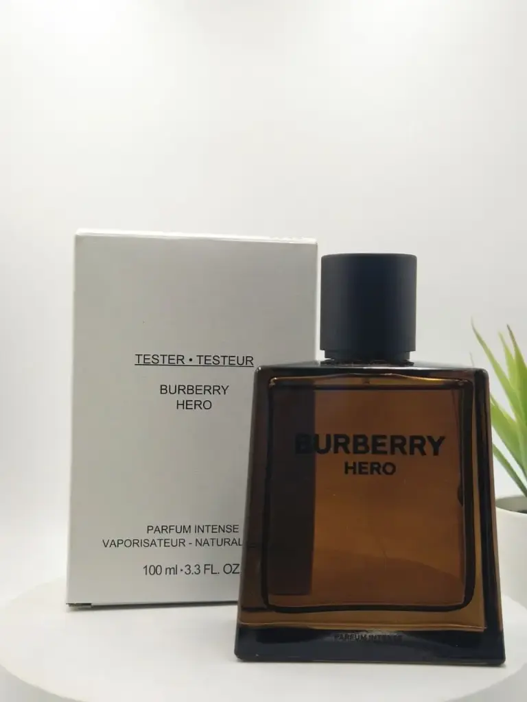 Burberry Hero Parfum Intense 100ml