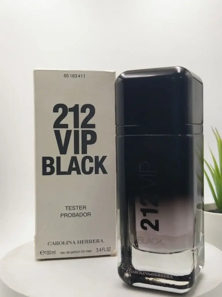 Carolina Herrera 212 VIP Black Edp 100ml