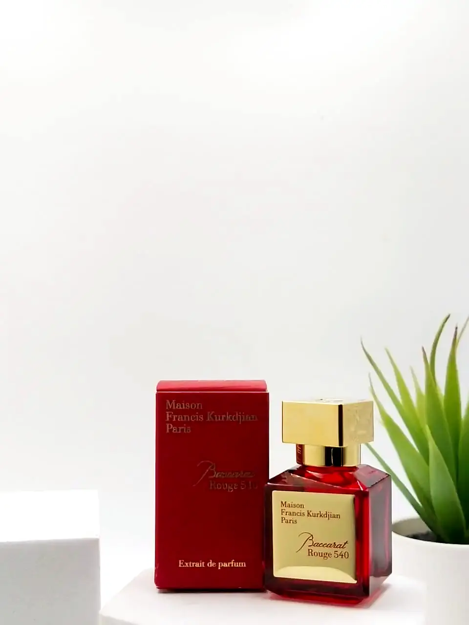 Maison Francis Kurkdjian Paris Baccarat Rouge 540 Extrait De Parfum 10 ml