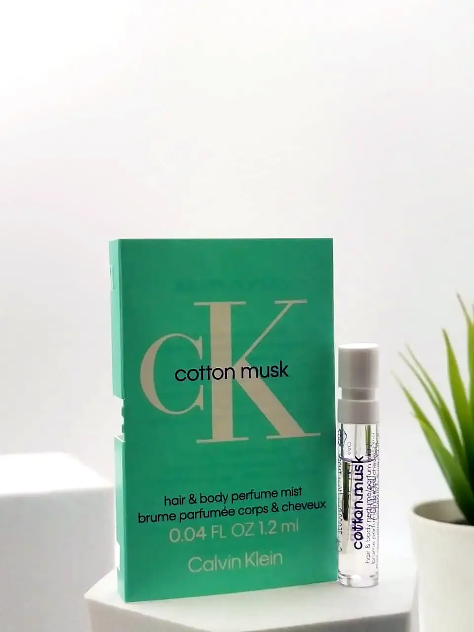 Calvin Klein Cotton Musk Body Mist