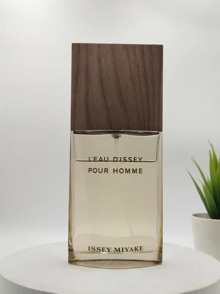 Issey Miyake L'eau D'issey Pour Homme Vetiver  EDT Intense 75ML/100 ML Without Box