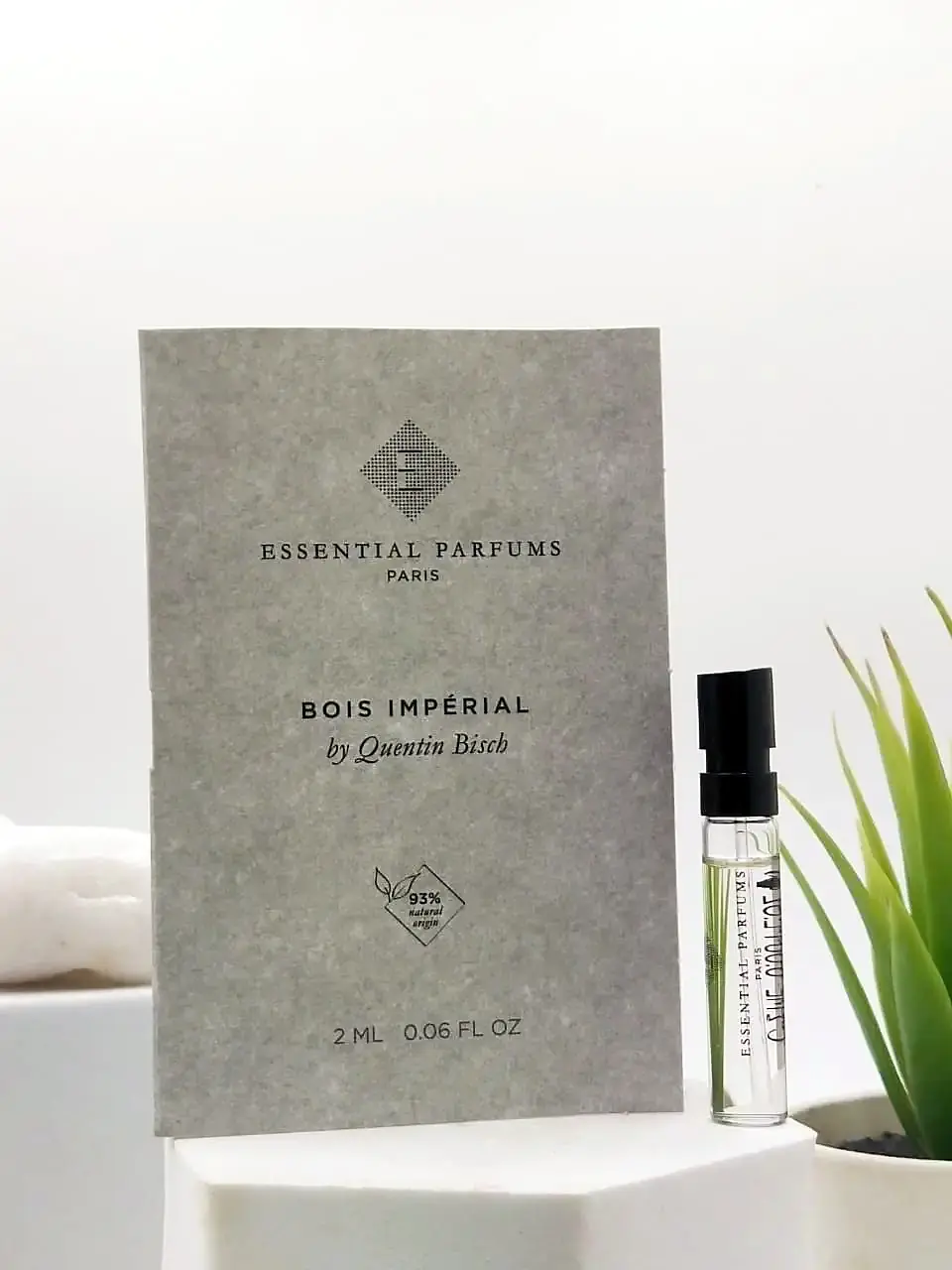 Essential Parfums Bois Imperial EDP 2 ml