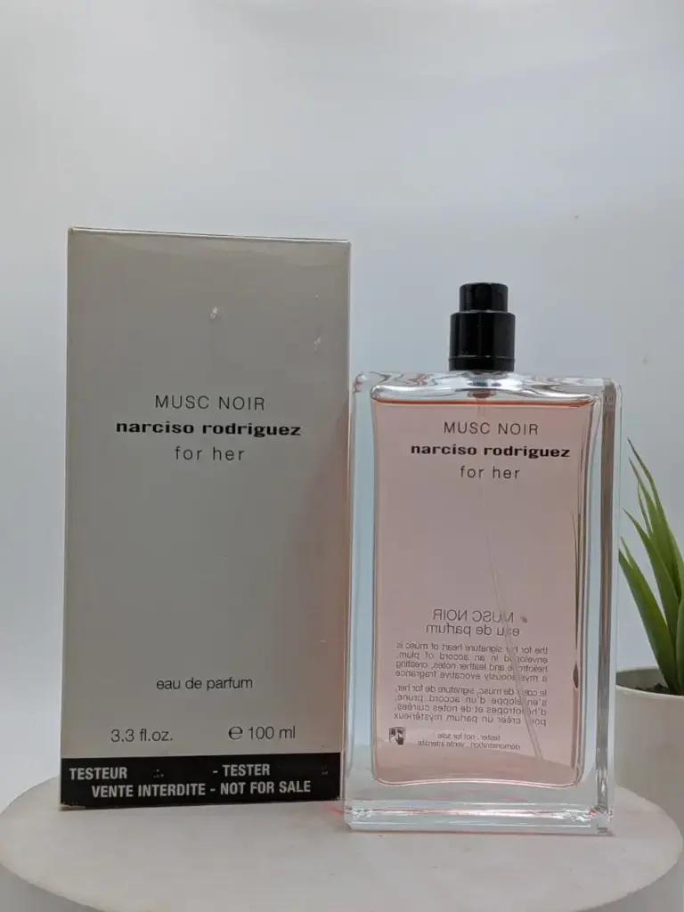 Narciso Rodriguez Bleu Noir Parfum 100 ml (check level)