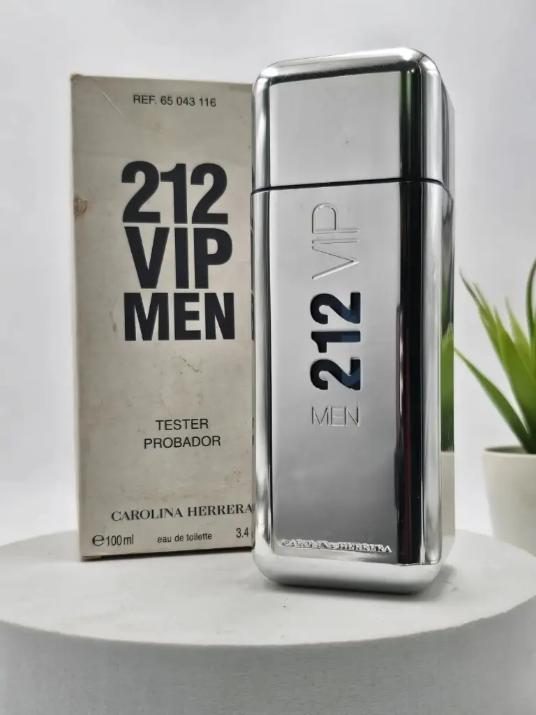 Carolina Herrera 212 VIP Men EDT 100 ml