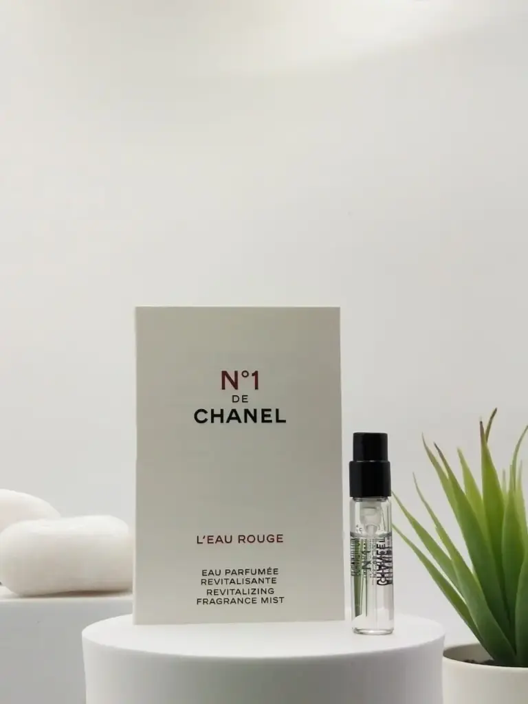 Chanel NO. 1  L'eau Rouge 1.5 ml Official Sample