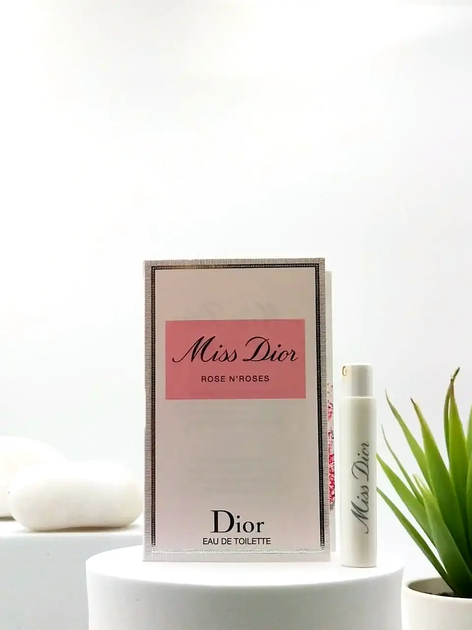 Miss Dior Rose N Roses EDT 1 ml Official Sample