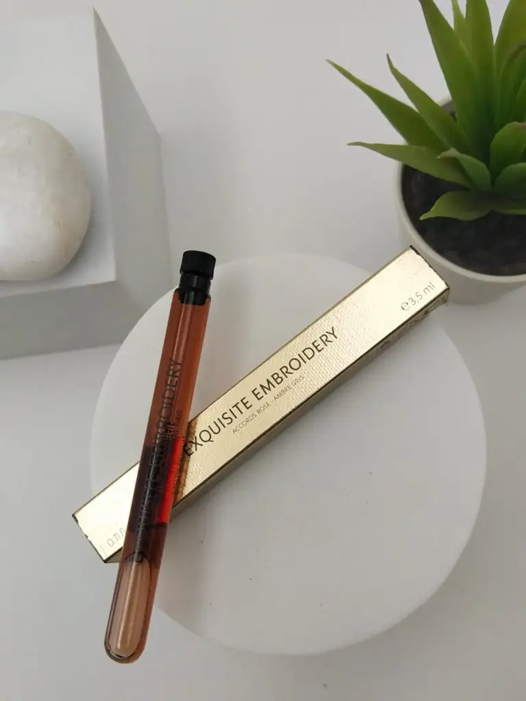 YSL Exquisite Embroidery  3.5 ml Official Sample