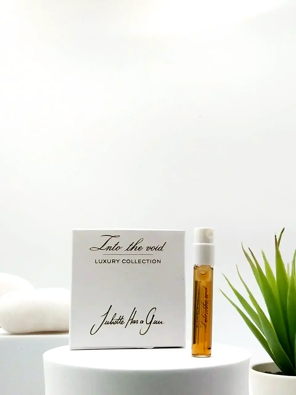 Juliette Has A Gun Into The Void EDP 1.7 ml Official Sample