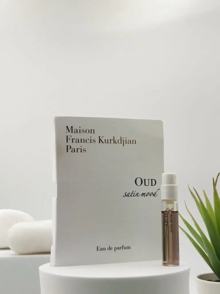 MFK Oud Satin Mood EDP 2 ml Official Sample