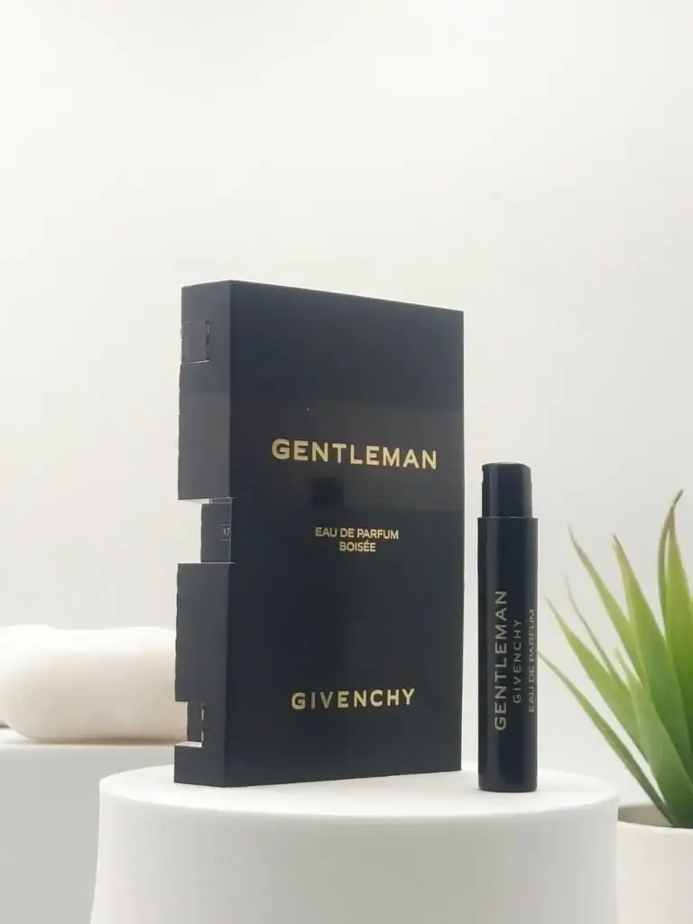 Givenchy Gentleman Boisee EDP 1 ml Official Sample