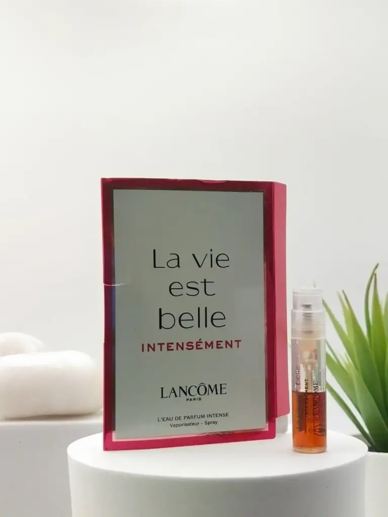 Lancome La Vie Est Belle Intensement EDP Intense 1.2 ml Official Sample