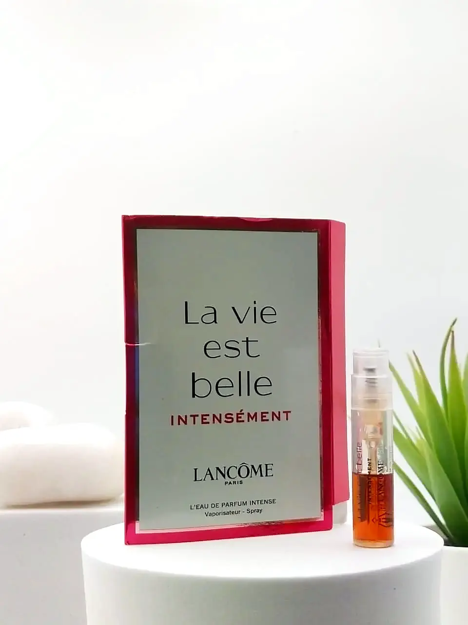 Lancome La Vie Est Belle Intensement EDP Intense 1.2 ml Official Sample