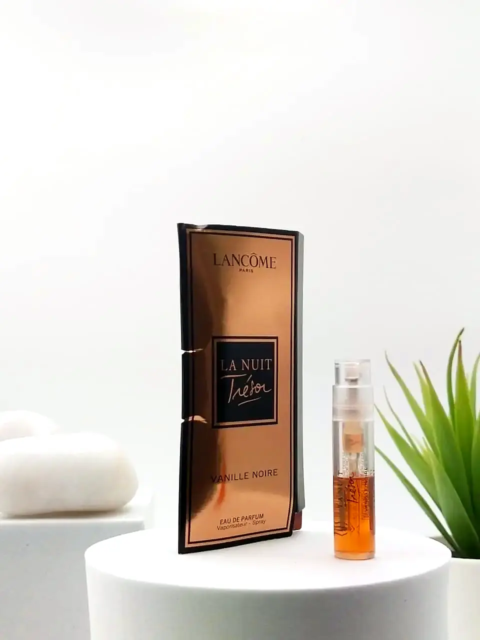 Lancome La Nuit Tresor Vanille Noire EDP 1.2 ml Official Sample