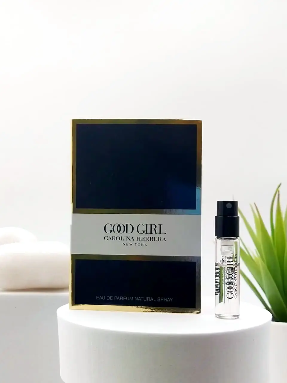 [8411061983492] Carolina Herrera Good Girl EDP 1.5 ml Official Sample