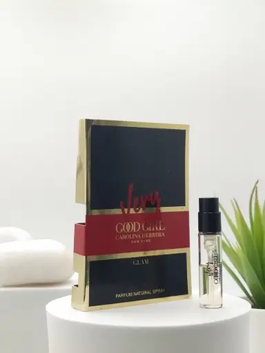 [8411061058435] Carolina Herrera Very Good Girl Glam EDP 1.5 ml Official Sample