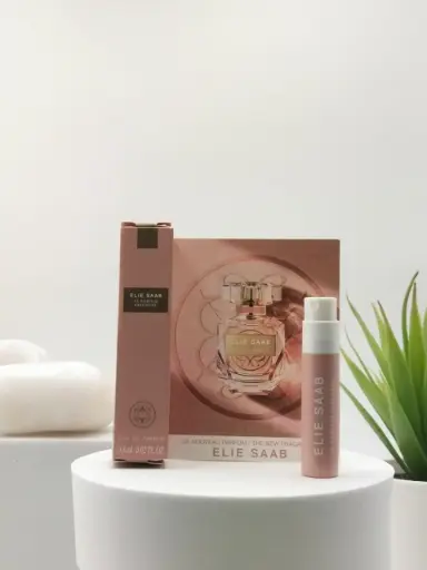 [3423222004279] Elie Saab Le Parfum Essential EDP 0.8 ml Official Sample