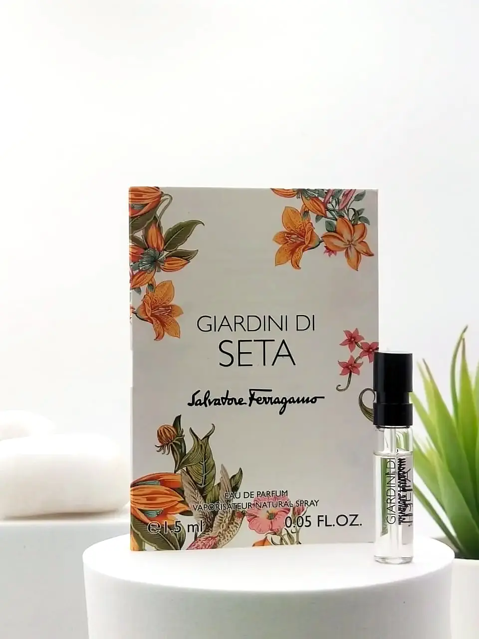 [8052464890729] Salvatore Ferragamo Giardini Di Seta EDP 1.5 ml Official Sample