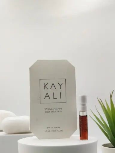 [6294018404361] Kayali Vanilla Candy Rock Sugar 42 EDP 1.5 ml Official Sample