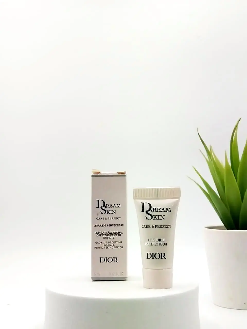 [3348901735865] Dior Dream Skin Care & Perfect 5 ml