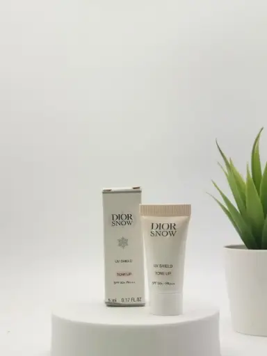[3348901697637] Dior Snow Uv Sheild  5 ml