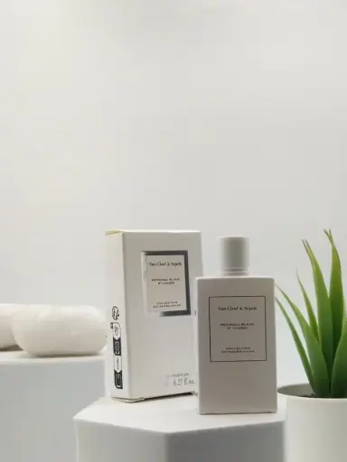 [3386460136686] Van Cleef & Arpels Patchouli Blanc EDP 7.5 ml