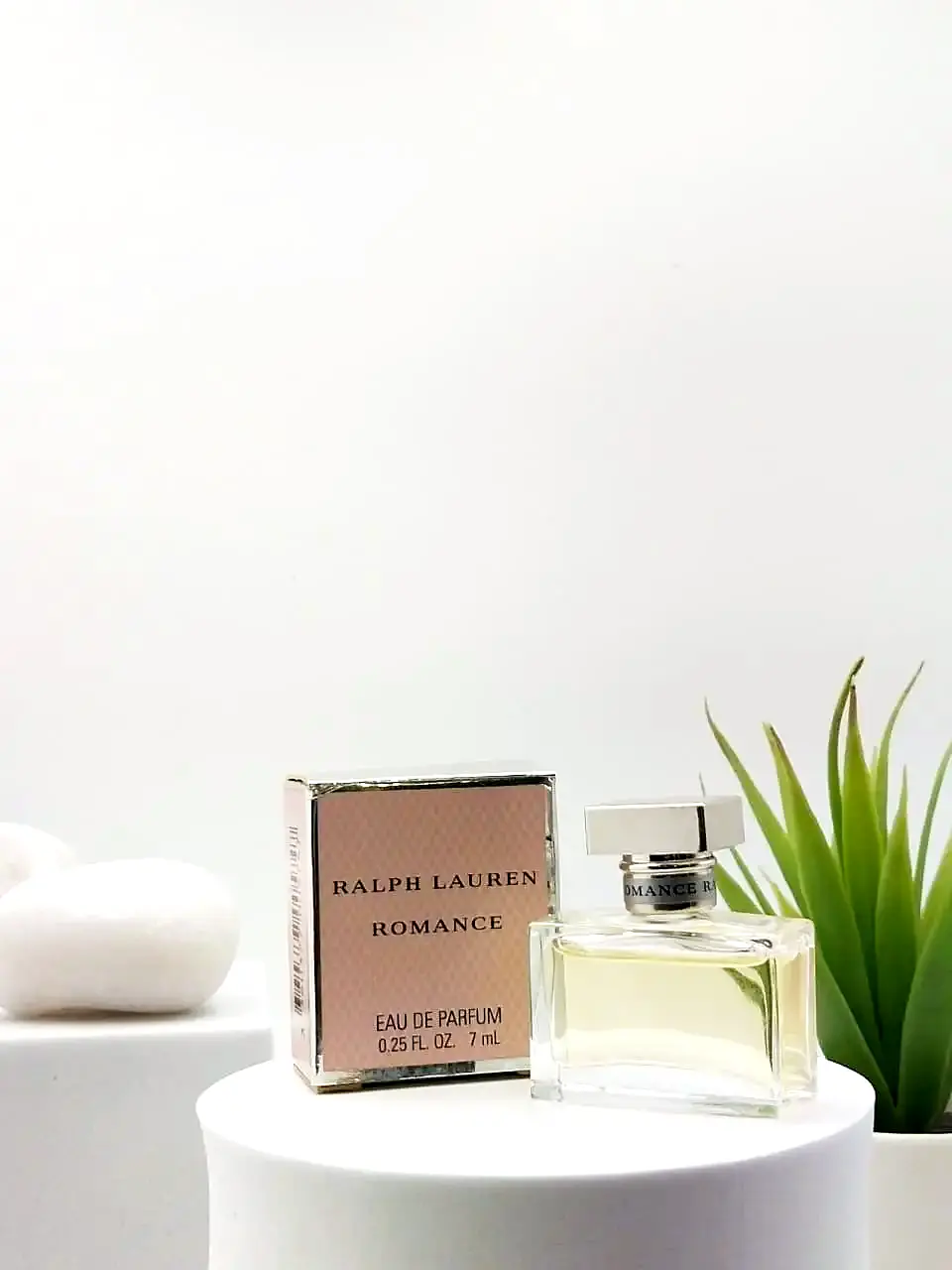 [3360377005747] Ralph Romance EDP 7 ml Miniature