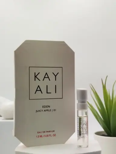 [6291107572178] Kayali Eden Juciy Apple | 01 EDP 1.5 ml Official Sample