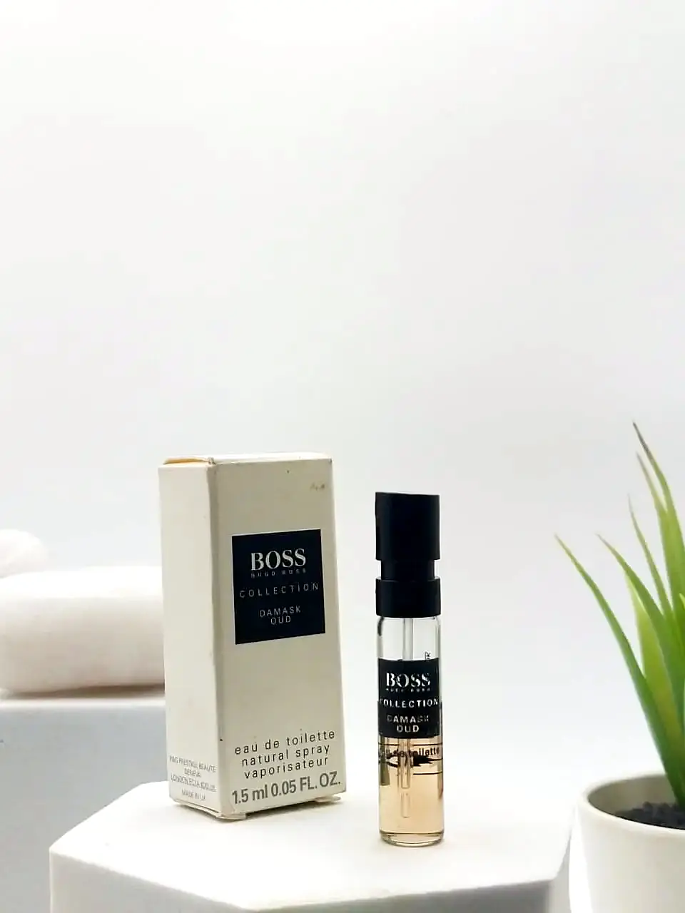 [20251216018] Hugo Boss Collection Damask Oud EDT 1.5 ml Official Sample