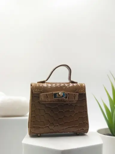 [20251216042] Mocha Mini Bag