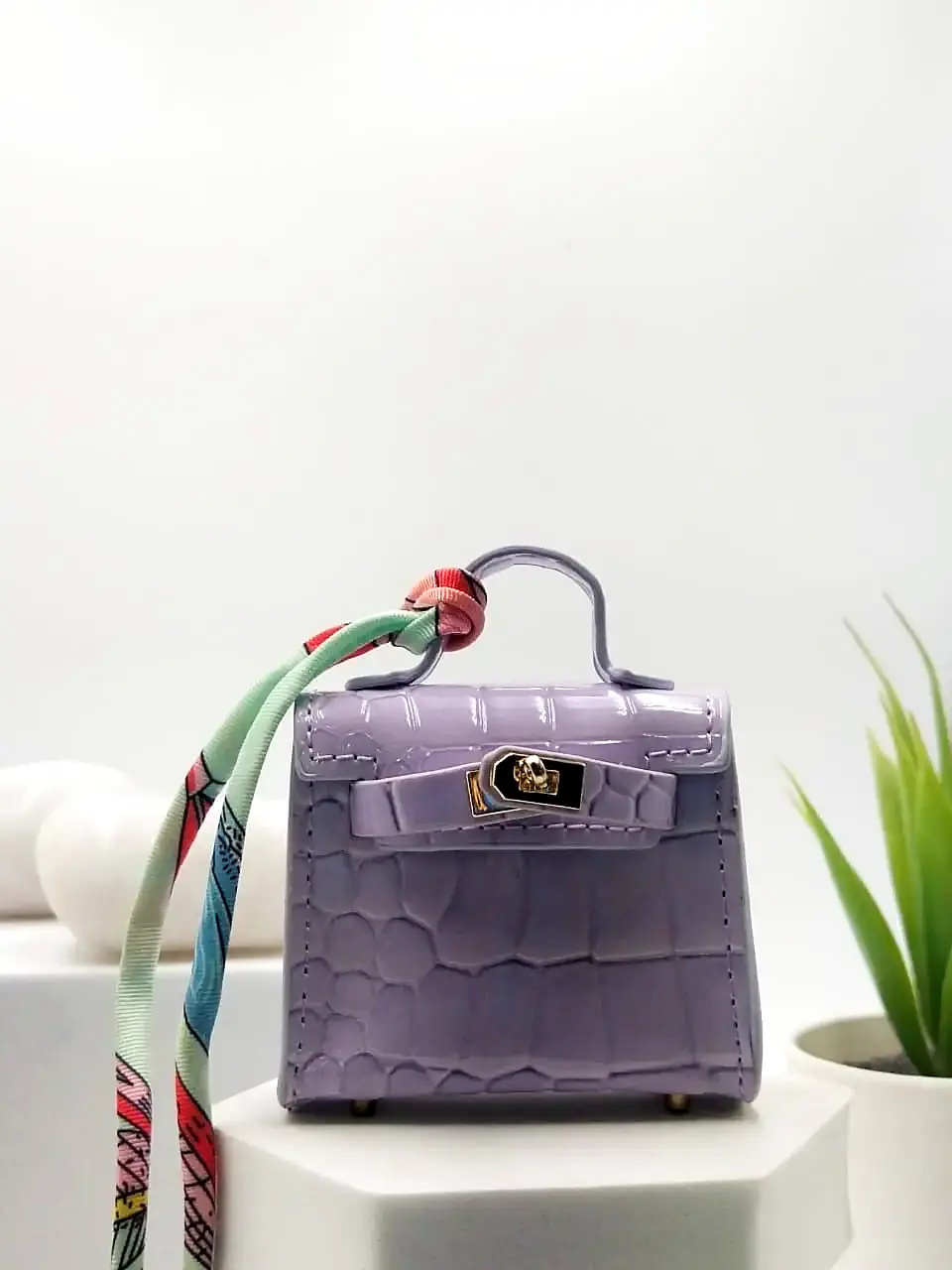 [20251216043] Lilac Mini Bag