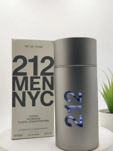[8411061853177] Carolina Herrera 212 Men NYC Edt 100ml