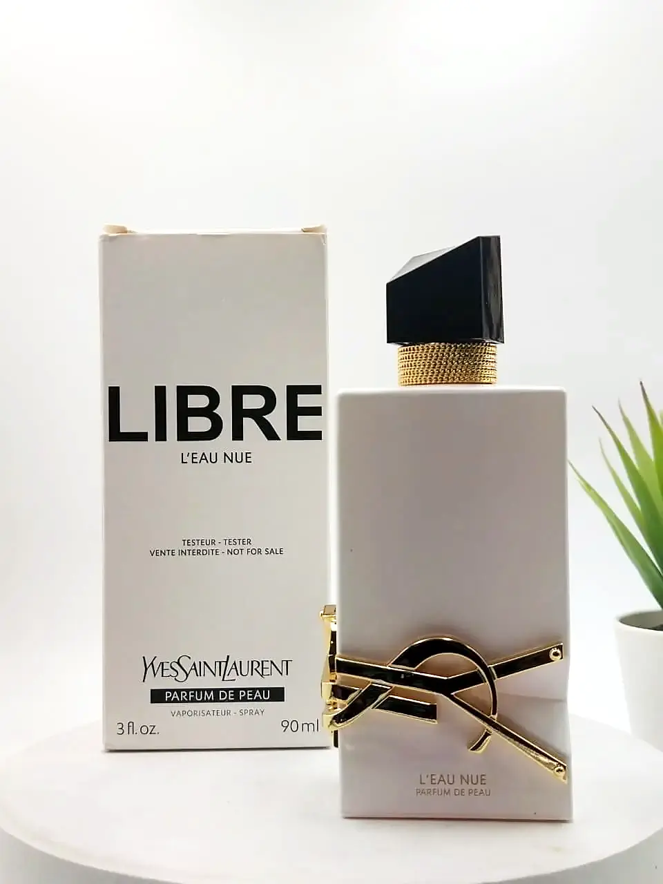 Yves Saint Laurent Libre L'eau Nue De | The Scent Stories®