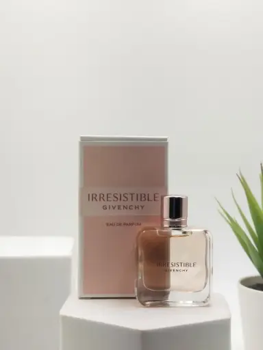 [3274872456174] Givenchy Irresistible EDP 8ml Miniature