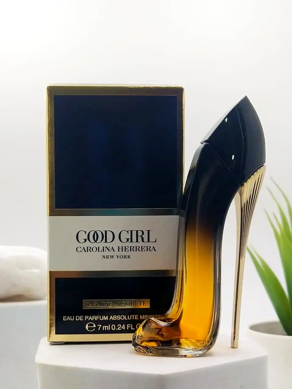 [8411061124468] Carolina Herrera Good Girl Jasmine Absolute EDP 7 ml