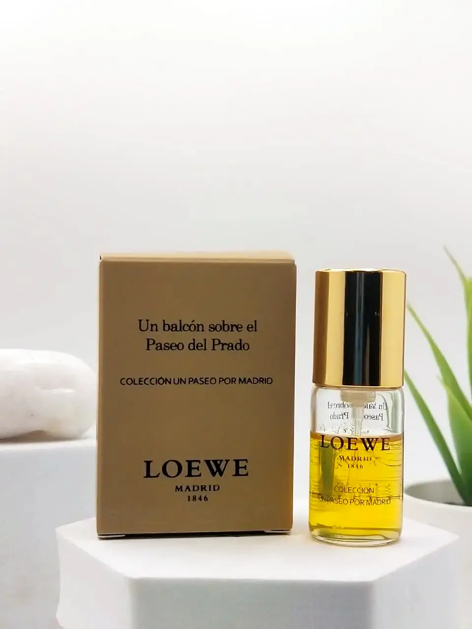 [8426017038232] Loewe Un Balcon Sobre El Paseo Del Prado EDP 7 ml
