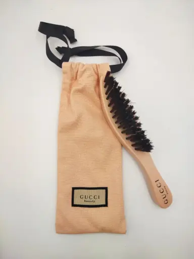 [3616304065347] Gucci Hairbrush