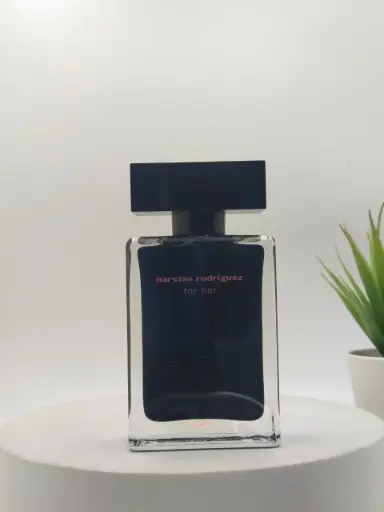 [D3423470890013] Narciso Rodriguez For Her EDT 50 ML Box Damage