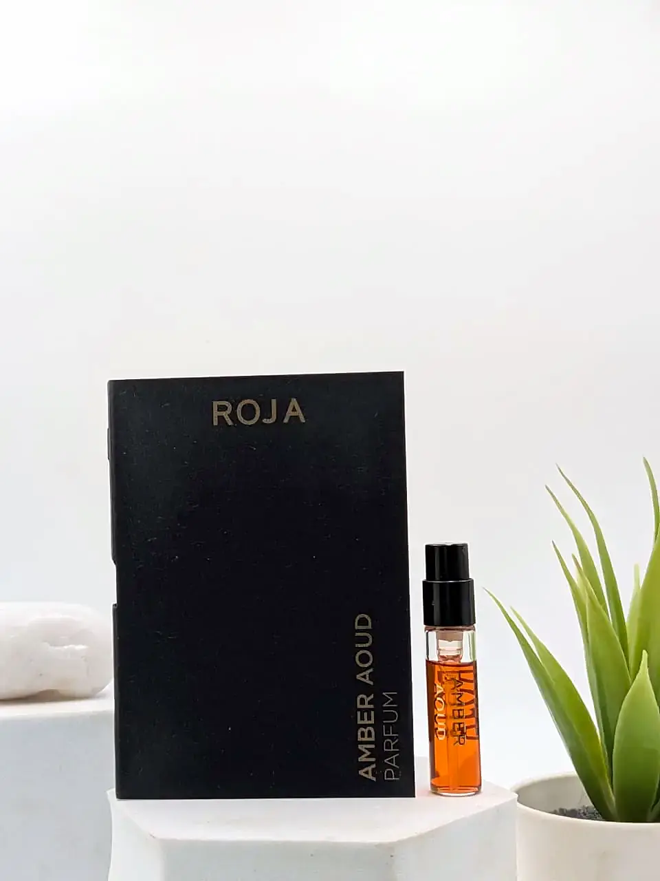 [5056002602617] Roja Amber Aoud Parfum 2 ml