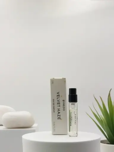 [7340032819038] Byredo Velvet Haze EDP 2 ml Official Sample