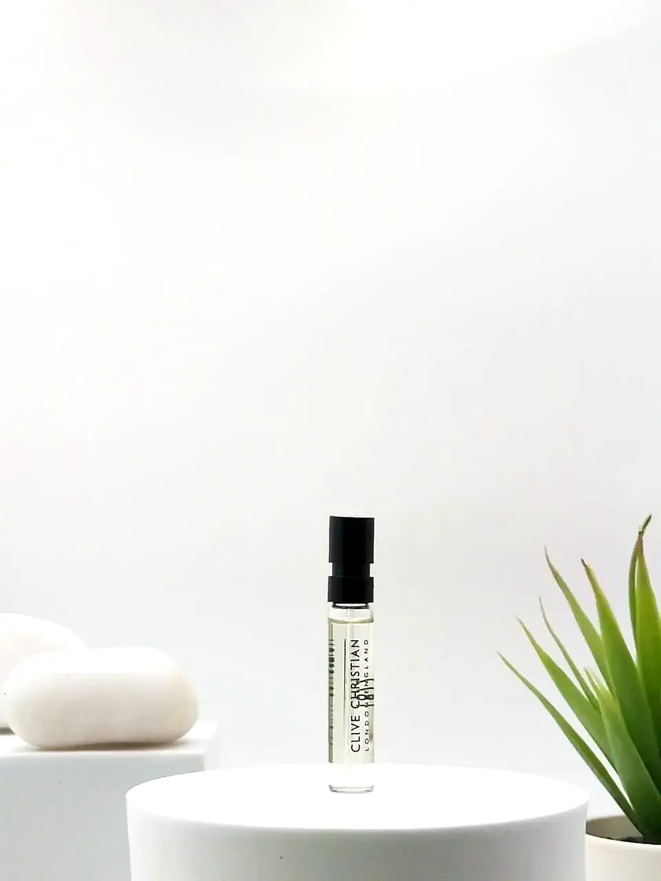 [20251211049] Clive Christian I Woody Floral 2 ml Official Sample
