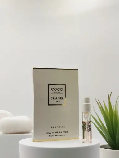 [3145890162654] Coco Chanel Mademoiselle Leau Privee La Nuit 1.5 ml Official Sample
