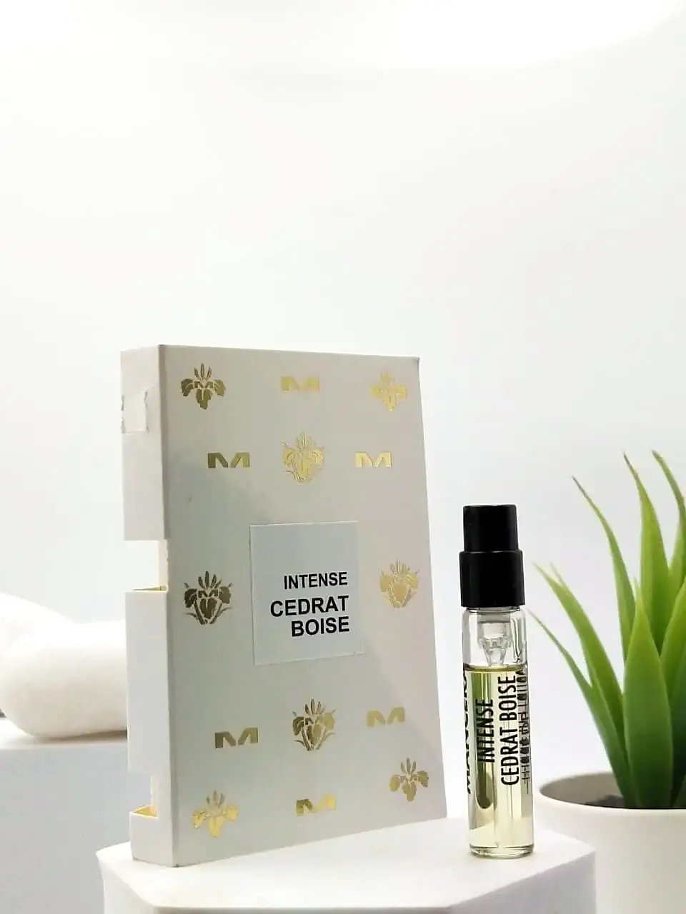 [20251211035] Mancera Intense Cedrat Boise EDP 2 ml Official Sample