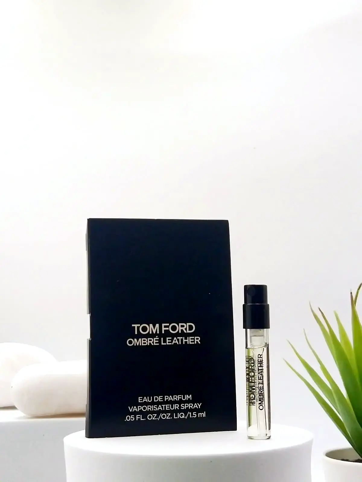 [888066120777] Tom Ford Ombre Leather EDP 1.5 ml Official Sample