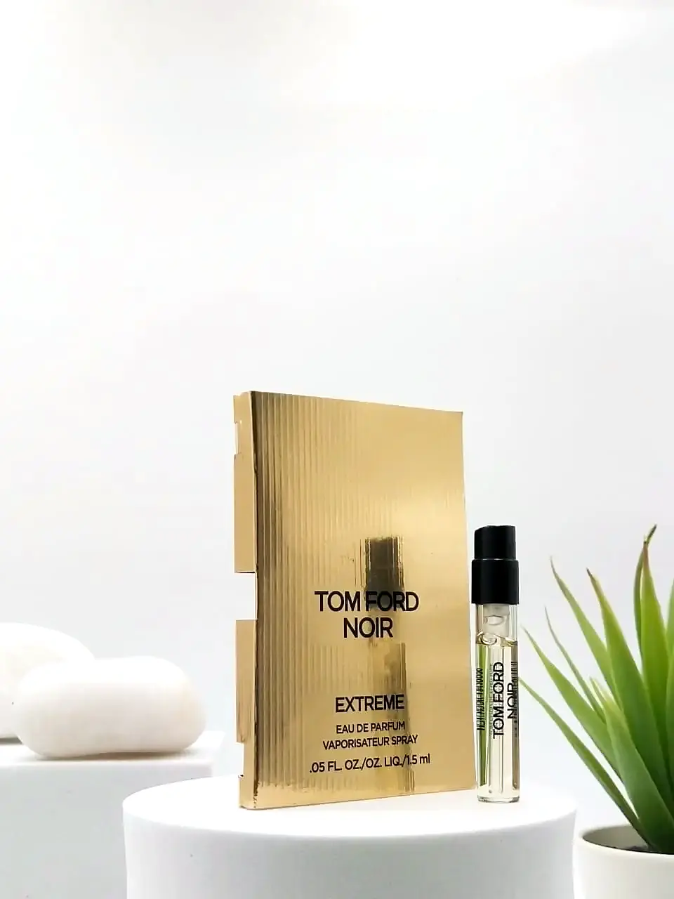 [888066120760] Tom Ford Noir Extreme EDP 1.5 ml Official Sample