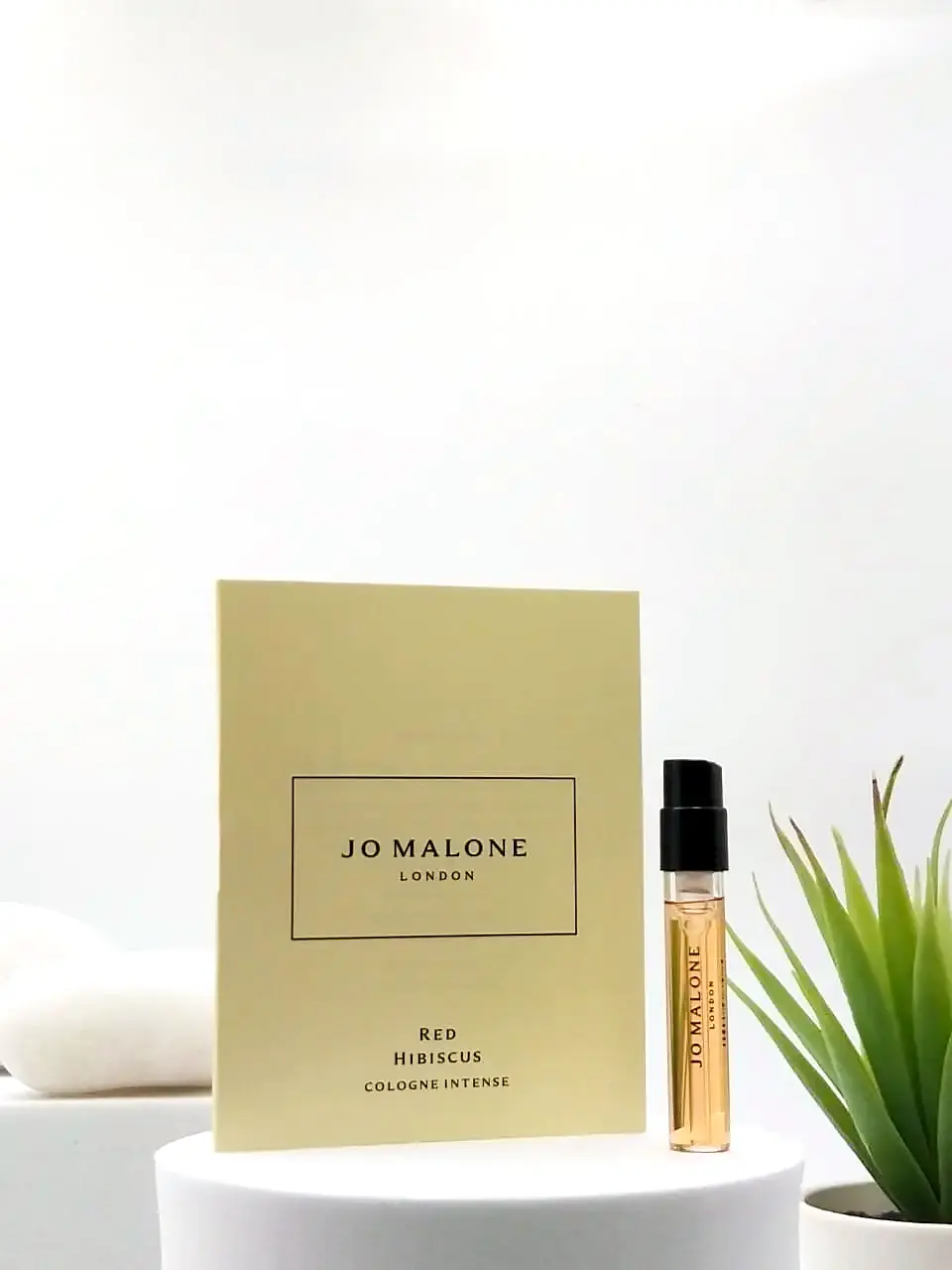 [690251135158] Jo Malone Red Hibiscus Cologne Intense 1.5 ml Official Sample
